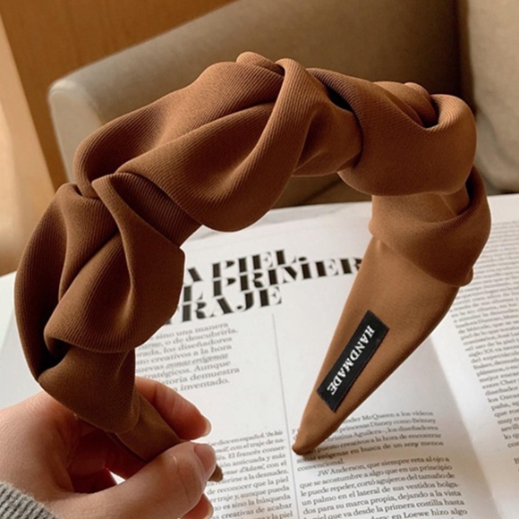 Minimalist Ruched Solid Headband main image 4